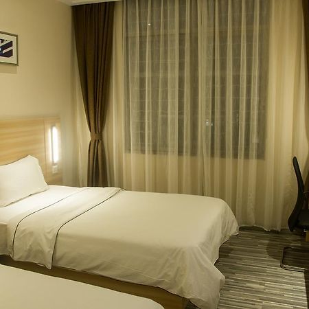 Denise Hotel Apartment Guangzhou Kamer foto