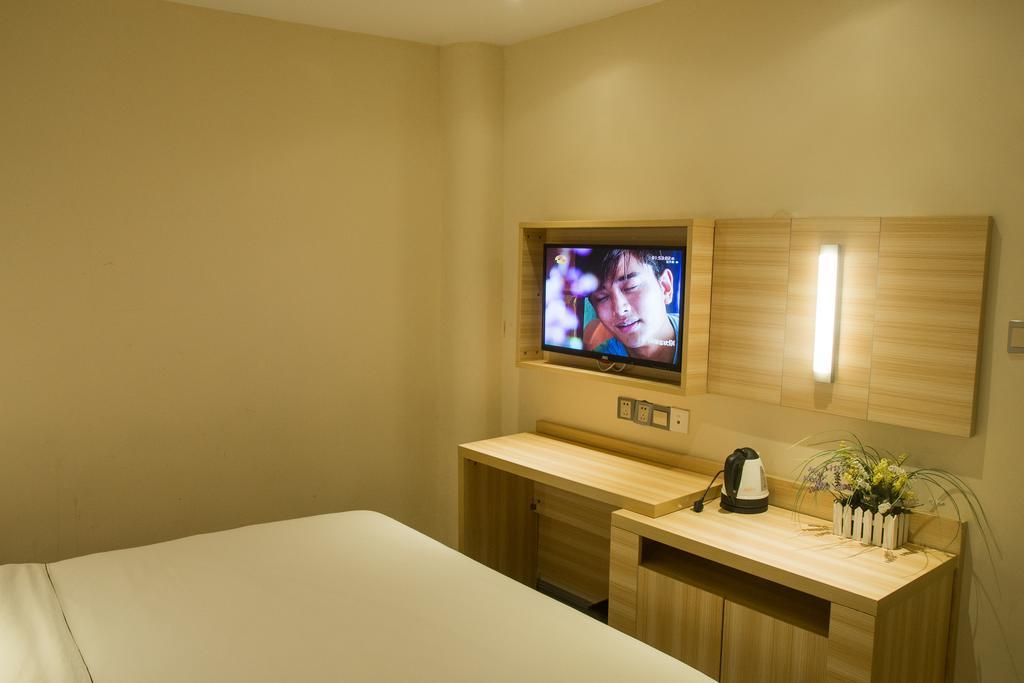 Denise Hotel Apartment Guangzhou Kamer foto
